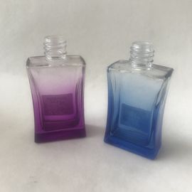 Çin Boyalı Renkli Degrade Cam Parfüm Şişeleri Vidalı Kapaklı 50ml Sprey Tedarikçi
